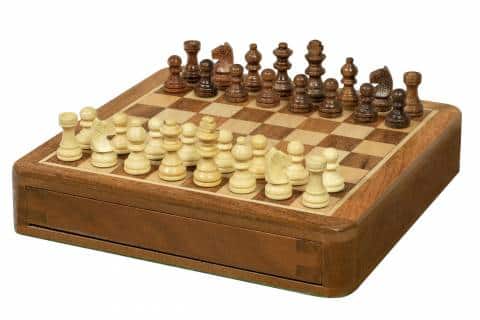 Mini schaakspel hout - magnetisch reis schaakspel 18 x 18 cm met opberglade 2