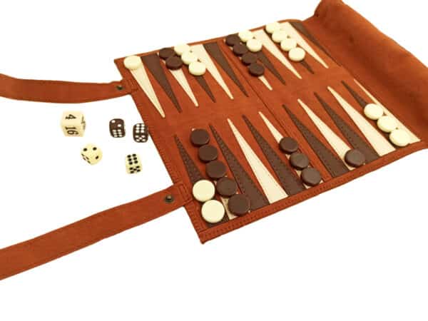 Oprolbaar multigame set (schaken, dammen, backgammon) - bruin