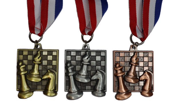 Tactiq set van 3 schaakmedailles - Goud zilver brons - vierkant